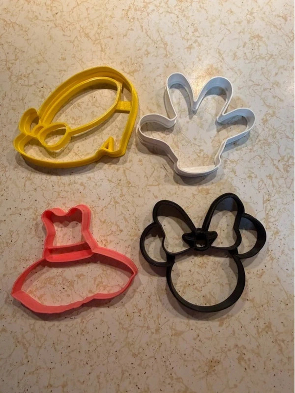Minnie Mouse Cookie cutters